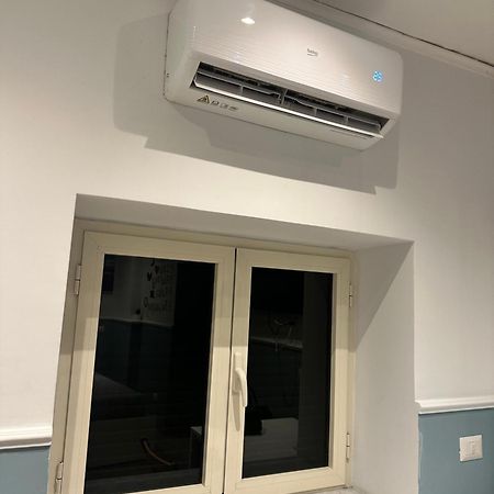 Pazz House Apartment Наполи Екстериор снимка
