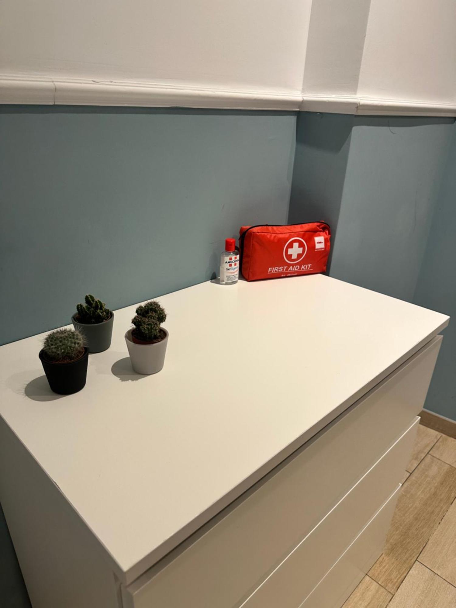 Pazz House Apartment Наполи Екстериор снимка
