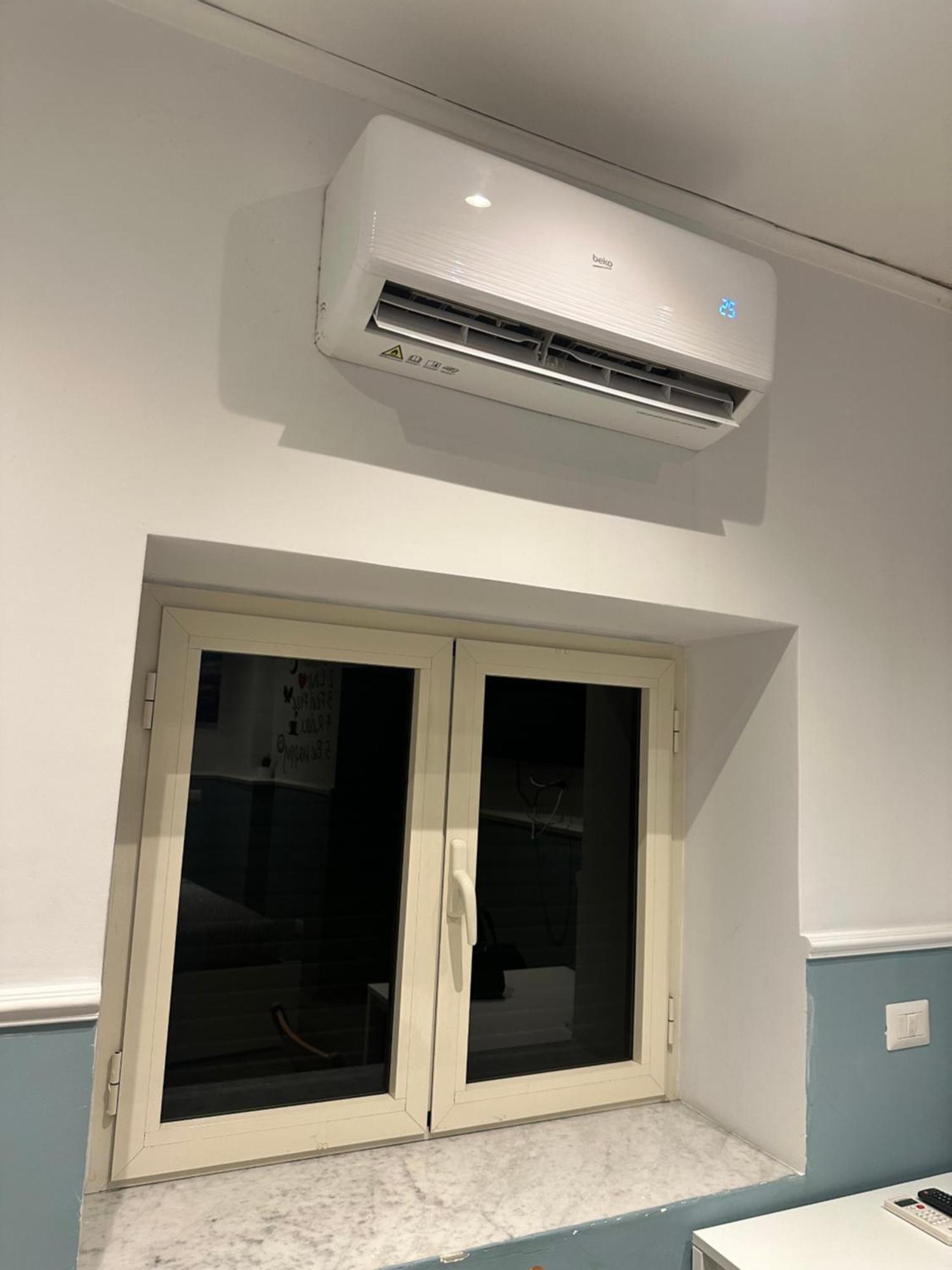 Pazz House Apartment Наполи Екстериор снимка
