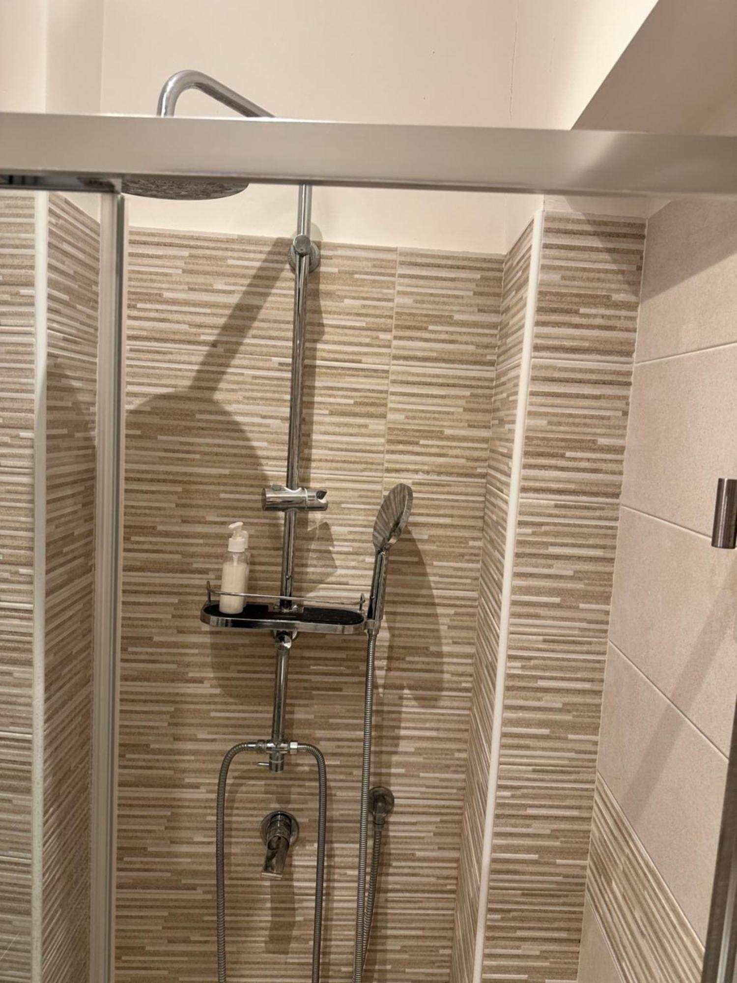 Pazz House Apartment Наполи Екстериор снимка